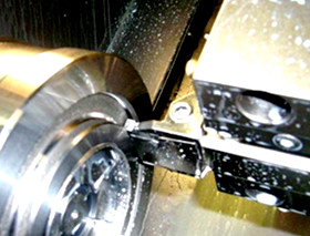 The solution to the difficult machining of stainless steel